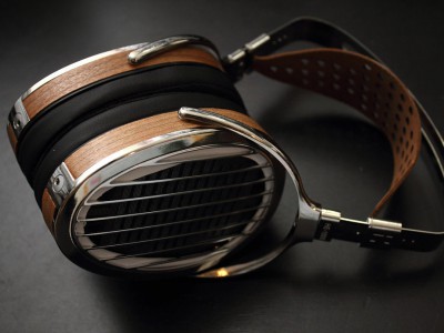  HiFiMAN HE-1000    200  