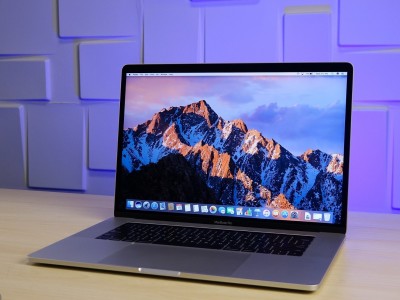    MacBook Pro    