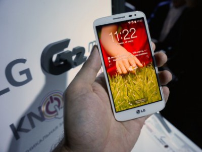 LG     "G2 Compact"