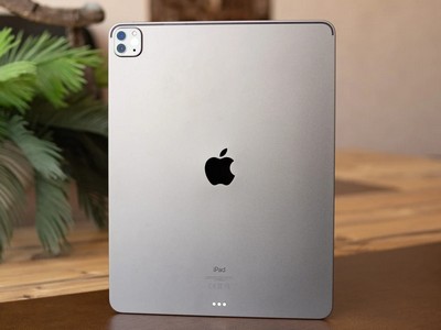    Apple  :   iPad  M1