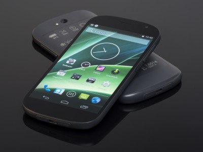  YotaPhone 2    