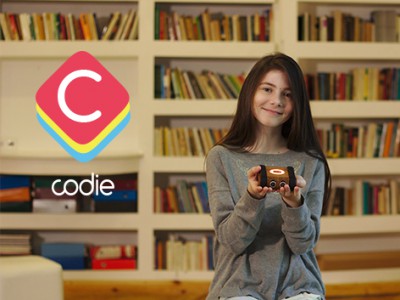 Codie - ,    