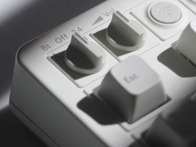 8BitDo       IBM Model M