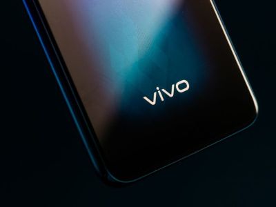     vivo T2