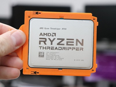 AMD Ryzen Threadripper 3970X   -    Intel