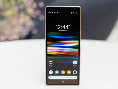 Sony Xperia 10 V   .    ?