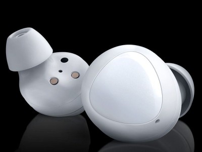 Samsung Galaxy Buds  Apple AirPods  