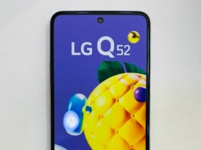       LG Q52