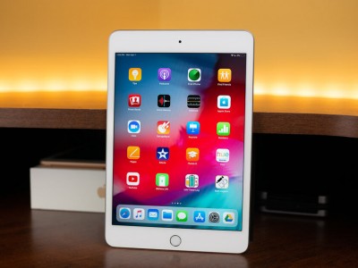 : Apple    iPad