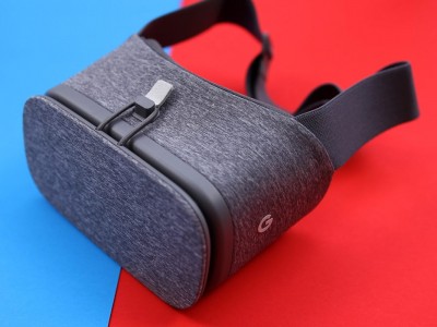    Daydream VR    Android 7.0