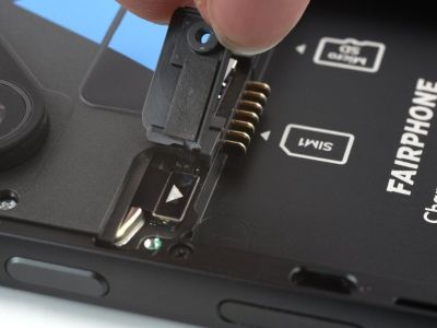 10  10. Fairphone 5      iFixit