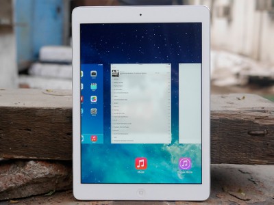 Apple iOS 8      iPad