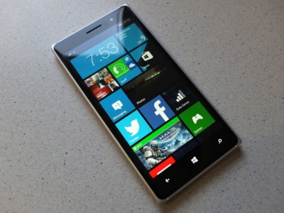  Nokia Lumia 830    