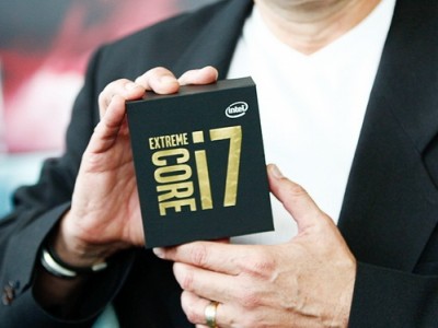   Intel Core i7 Skylake-X   