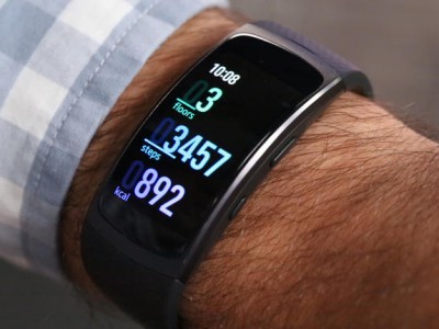 Samsung      Gear Fit  Gear VR