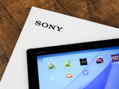  Sony Xperia Z4 Tablet Wi-Fi + LTE:  ,  