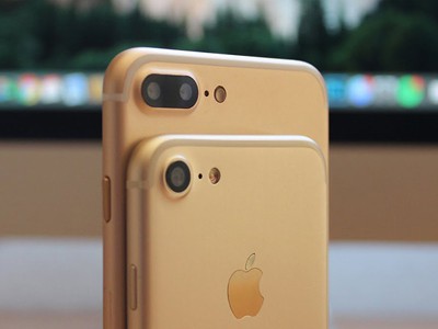 Apple iPhone 7  iPhone 7 Plus     