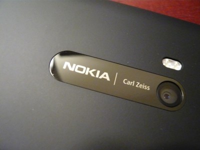   Nokia   Carl Zeiss   