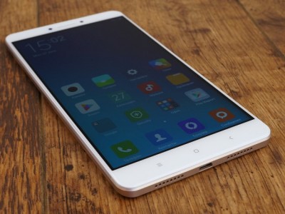 Xiaomi Mi Max 2     