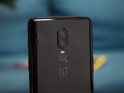   OnePlus 6     