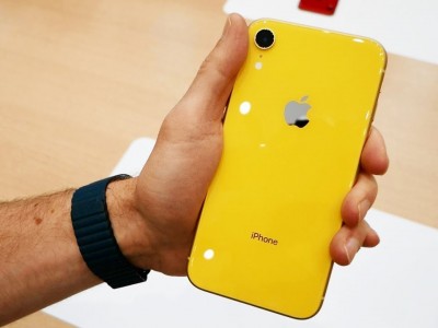 iPhone Xr     2019 