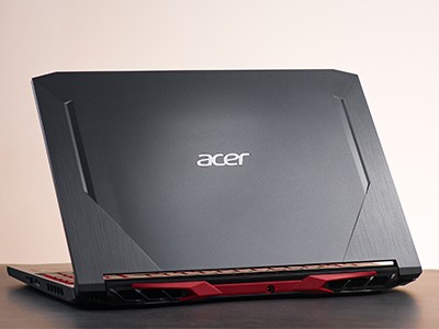  Acer Nitro 5:     