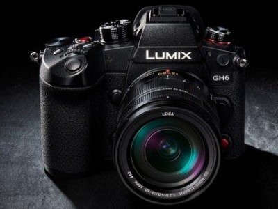 Panasonic Lumix GH6:   5,7K   SSD