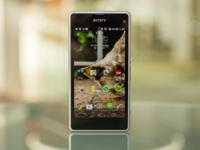 Sony Xperia Z3 Compact      