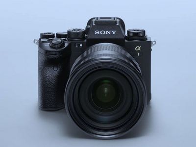  Sony Alpha 1   8K-    