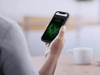 Razer     iPhone   