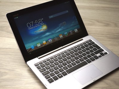 : Asus Transformer Book Trio -    