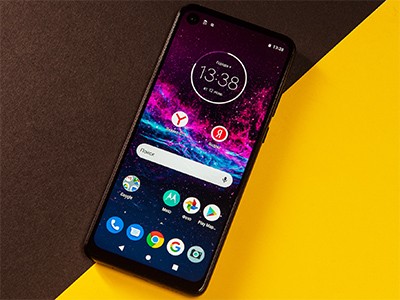  Motorola One Action:   -