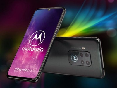 Motorola Moto One Zoom:       