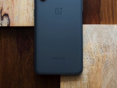 OnePlus Nord 2   .  