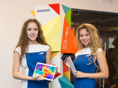 Samsung Galaxy Tab S 8.4  Galaxy Tab S 10.5   