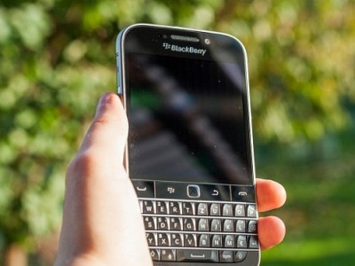 BlackBerry    Classic   $450