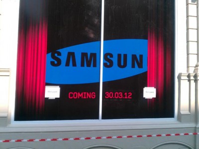  Samsung    30 ?