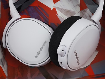  SteelSeries Arctis 7:    