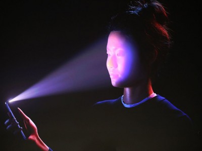  10   iPhone X:     FaceID