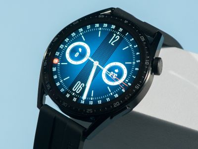    HUAWEI Watch GT 3:   