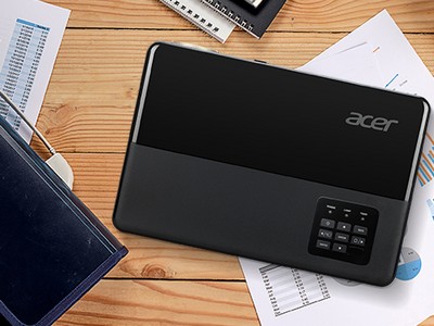    Acer XD1520i    