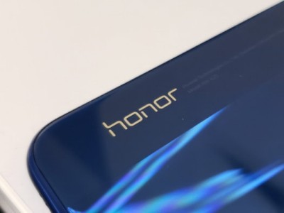     Honor []