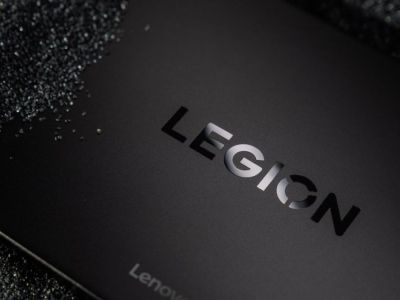      Lenovo Legion Y700 (2024)