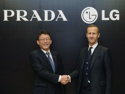 PRADA  LG  ,   