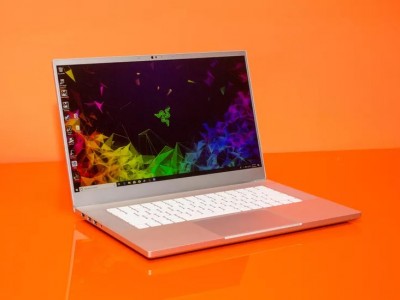 Razer Blade 15 Advanced:  -   GeForce RTX 2070