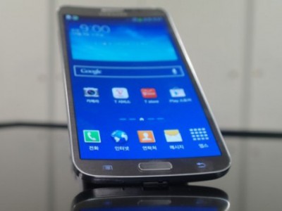 Samsung GALAXY ROUND      