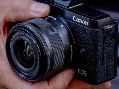 Canon     EOS M50 Mark II