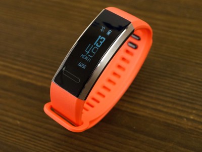  Huawei Band 2 Pro: -