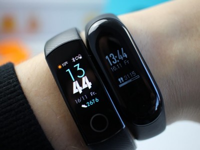 - Xiaomi Mi Band 3  Mi Band 4   