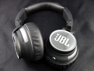 JBL Synchros S400BT -      aptX